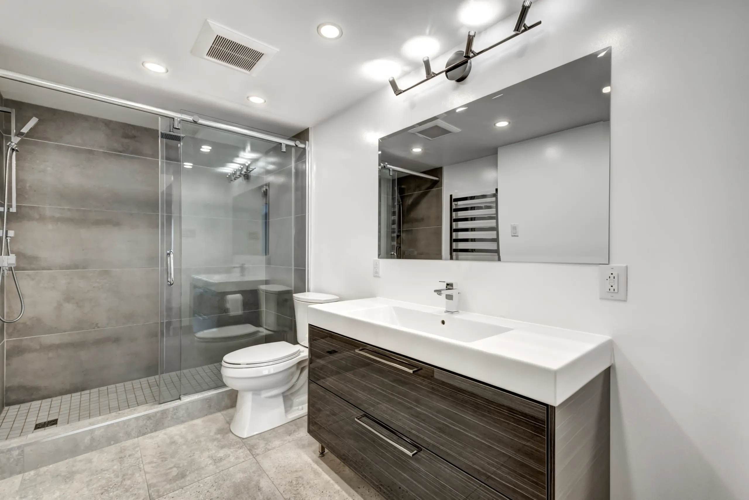 bathroom renovations in Hamilton